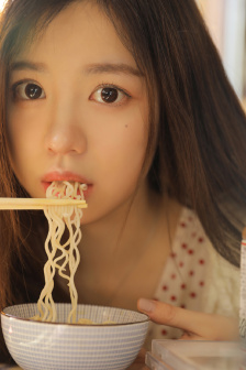 两个女人